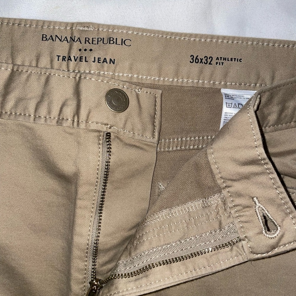 Banana Republic Athletic-Fit Travel Pant
